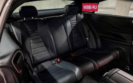 Mercedes-Benz E-Класс, 2017 год, 3 650 000 рублей, 10 фотография