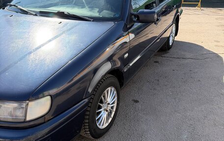 Volkswagen Passat B4, 1993 год, 249 000 рублей, 5 фотография