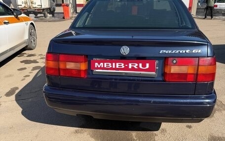Volkswagen Passat B4, 1993 год, 249 000 рублей, 2 фотография