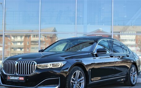 BMW 7 серия, 2019 год, 4 950 000 рублей, 2 фотография