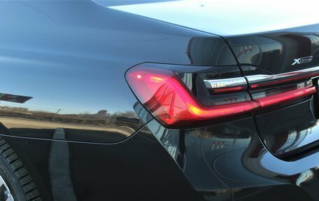 BMW 7 серия, 2019 год, 4 950 000 рублей, 12 фотография