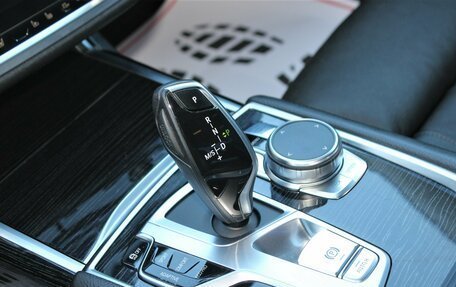 BMW 7 серия, 2019 год, 4 950 000 рублей, 29 фотография