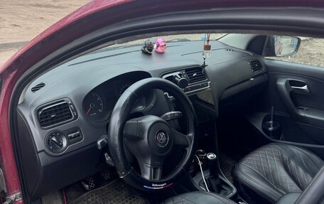 Volkswagen Polo VI (EU Market), 2011 год, 300 000 рублей, 3 фотография