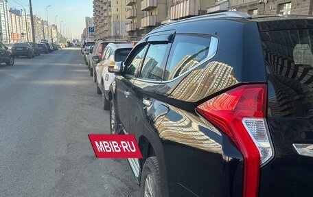 Mitsubishi Pajero Sport III рестайлинг, 2019 год, 2 450 000 рублей, 6 фотография