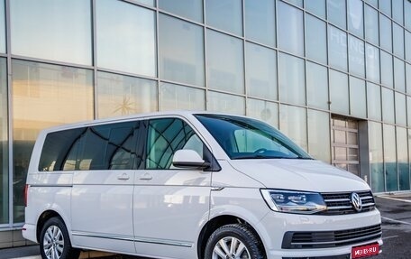 Volkswagen Multivan T6 рестайлинг, 2015 год, 4 398 000 рублей, 1 фотография