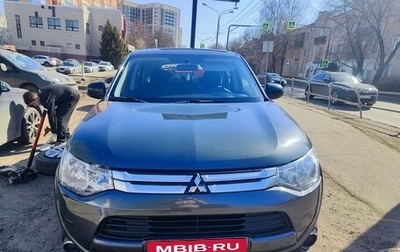 Mitsubishi Outlander III рестайлинг 3, 2014 год, 1 380 000 рублей, 1 фотография