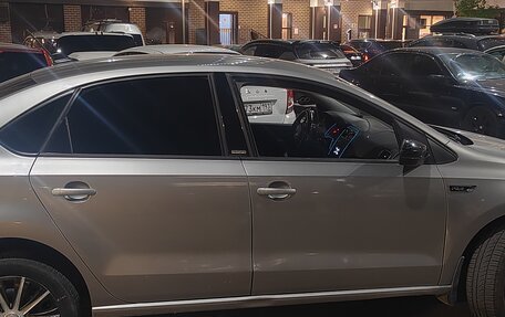 Volkswagen Polo VI (EU Market), 2018 год, 950 000 рублей, 3 фотография