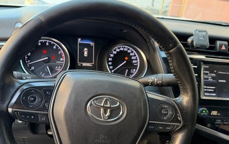 Toyota Camry, 2019 год, 1 570 000 рублей, 5 фотография