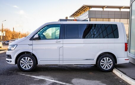 Volkswagen Multivan T6 рестайлинг, 2015 год, 4 398 000 рублей, 4 фотография