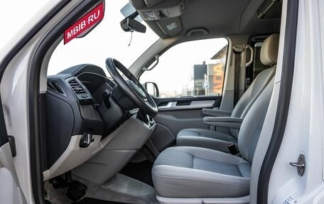 Volkswagen Multivan T6 рестайлинг, 2015 год, 4 398 000 рублей, 17 фотография