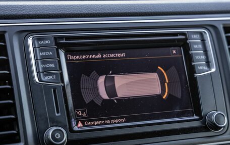 Volkswagen Multivan T6 рестайлинг, 2015 год, 4 398 000 рублей, 38 фотография