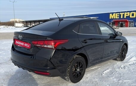 Hyundai Solaris II рестайлинг, 2021 год, 1 680 000 рублей, 5 фотография