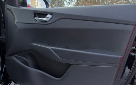 Hyundai Solaris II рестайлинг, 2021 год, 1 680 000 рублей, 25 фотография