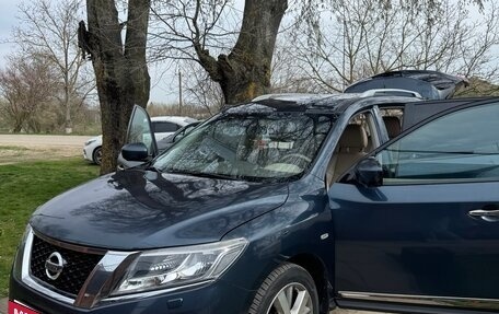 Nissan Pathfinder, 2015 год, 2 000 000 рублей, 9 фотография