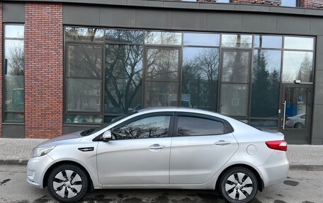 KIA Rio III рестайлинг, 2013 год, 750 000 рублей, 2 фотография