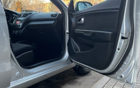 KIA Rio III рестайлинг, 2013 год, 750 000 рублей, 13 фотография