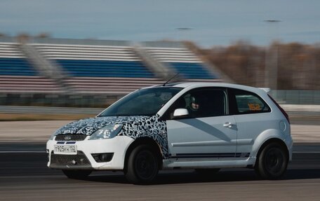 Ford Fiesta ST V, 2008 год, 749 000 рублей, 3 фотография