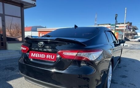 Toyota Camry, 2018 год, 2 150 000 рублей, 2 фотография