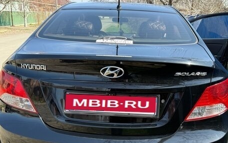 Hyundai Solaris II рестайлинг, 2012 год, 500 000 рублей, 3 фотография