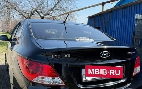 Hyundai Solaris II рестайлинг, 2012 год, 500 000 рублей, 2 фотография