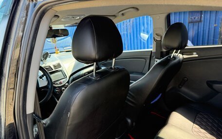 Hyundai Solaris II рестайлинг, 2012 год, 500 000 рублей, 11 фотография