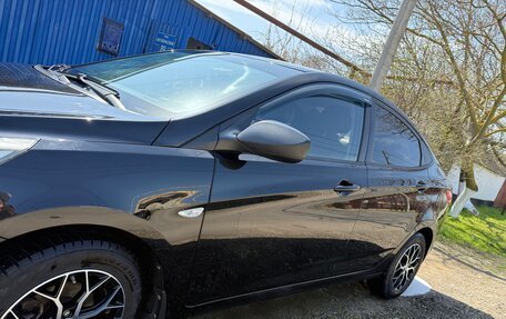 Hyundai Solaris II рестайлинг, 2012 год, 500 000 рублей, 16 фотография