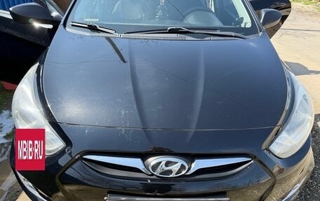 Hyundai Solaris II рестайлинг, 2012 год, 500 000 рублей, 6 фотография