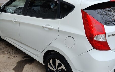 Hyundai Solaris II рестайлинг, 2012 год, 850 000 рублей, 4 фотография