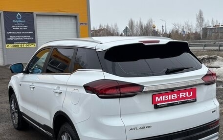 Geely Atlas, 2023 год, 2 150 000 рублей, 2 фотография