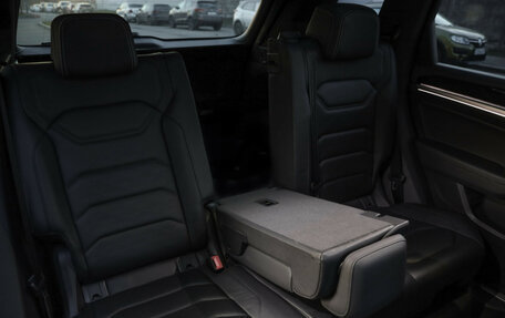 Volkswagen Touareg III, 2020 год, 4 749 000 рублей, 34 фотография