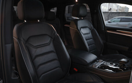 Volkswagen Touareg III, 2020 год, 4 749 000 рублей, 30 фотография