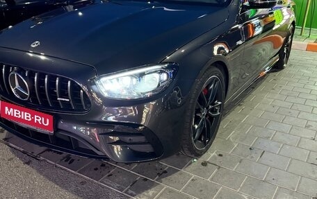 Mercedes-Benz E-Класс AMG, 2021 год, 6 700 000 рублей, 1 фотография