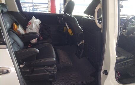 Honda Odyssey IV, 2018 год, 2 450 000 рублей, 10 фотография