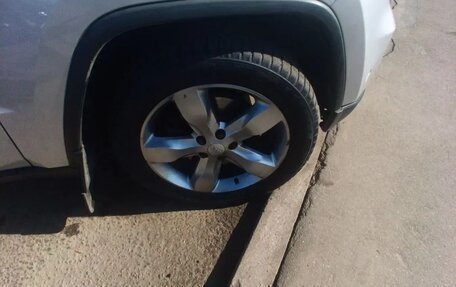 Jeep Grand Cherokee, 2011 год, 1 600 000 рублей, 15 фотография