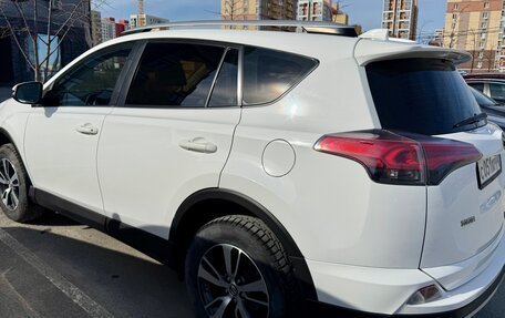 Toyota RAV4, 2018 год, 2 700 000 рублей, 5 фотография