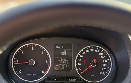 Volkswagen Amarok I рестайлинг, 2013 год, 1 650 000 рублей, 9 фотография