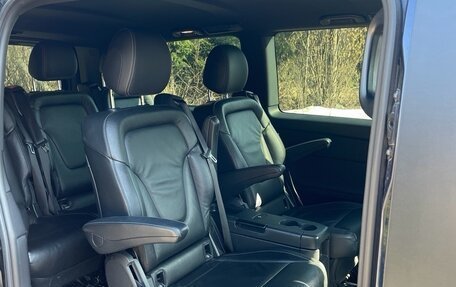 Mercedes-Benz V-Класс, 2016 год, 3 500 000 рублей, 6 фотография