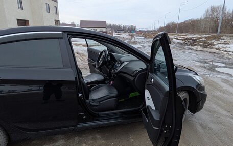 Hyundai Solaris II рестайлинг, 2012 год, 710 000 рублей, 6 фотография