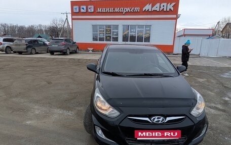 Hyundai Solaris II рестайлинг, 2012 год, 710 000 рублей, 8 фотография