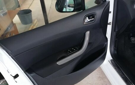 Peugeot 408 I рестайлинг, 2012 год, 630 000 рублей, 14 фотография