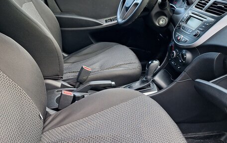 Hyundai Solaris II рестайлинг, 2016 год, 1 100 000 рублей, 3 фотография