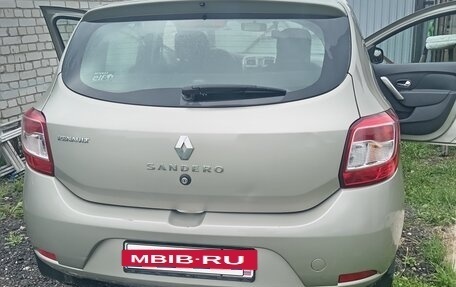 Renault Sandero II рестайлинг, 2015 год, 610 000 рублей, 9 фотография