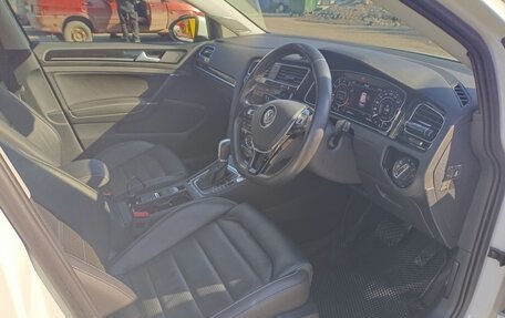 Volkswagen Golf VII, 2019 год, 1 750 000 рублей, 17 фотография