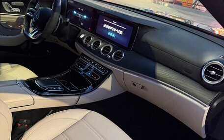 Mercedes-Benz E-Класс AMG, 2021 год, 6 700 000 рублей, 16 фотография