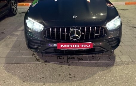 Mercedes-Benz E-Класс AMG, 2021 год, 6 700 000 рублей, 4 фотография