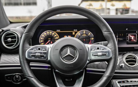 Mercedes-Benz E-Класс, 2020 год, 3 628 000 рублей, 30 фотография