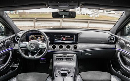 Mercedes-Benz E-Класс, 2020 год, 3 628 000 рублей, 25 фотография