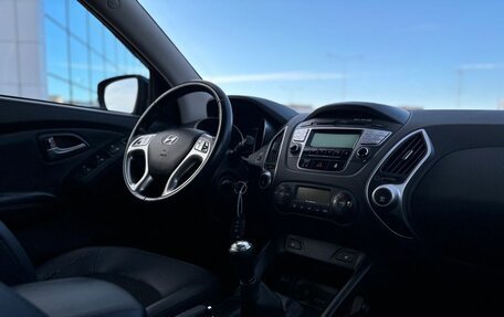 Hyundai ix35 I рестайлинг, 2011 год, 1 250 000 рублей, 26 фотография