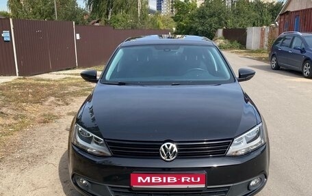 Volkswagen Jetta VI, 2013 год, 1 600 000 рублей, 1 фотография