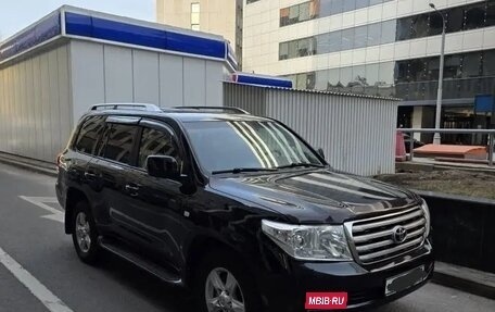 Toyota Land Cruiser 200, 2011 год, 2 700 000 рублей, 1 фотография